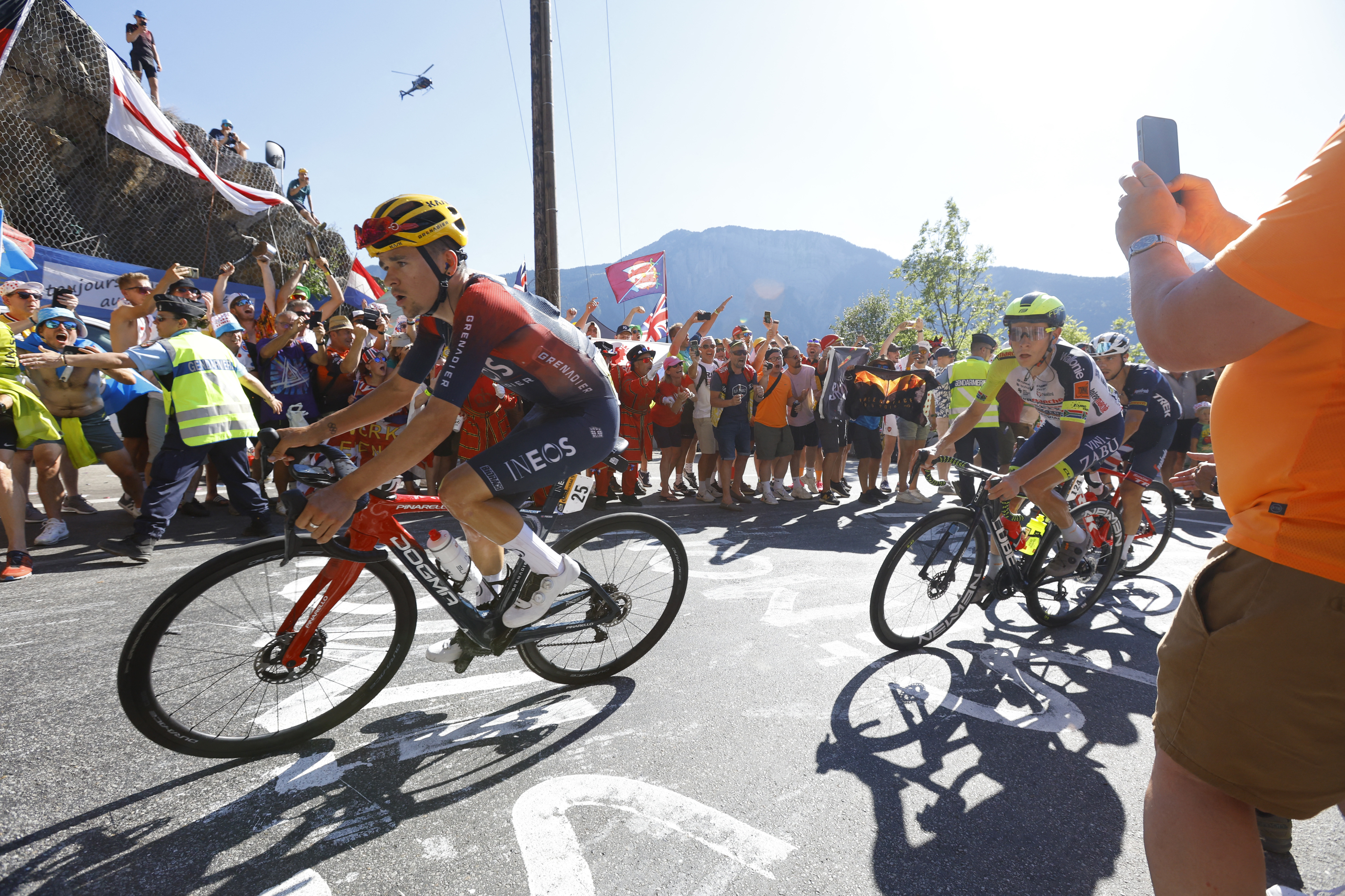 image Brit Pidcock becomes youngest winner on legendary Alpe d’Huez
