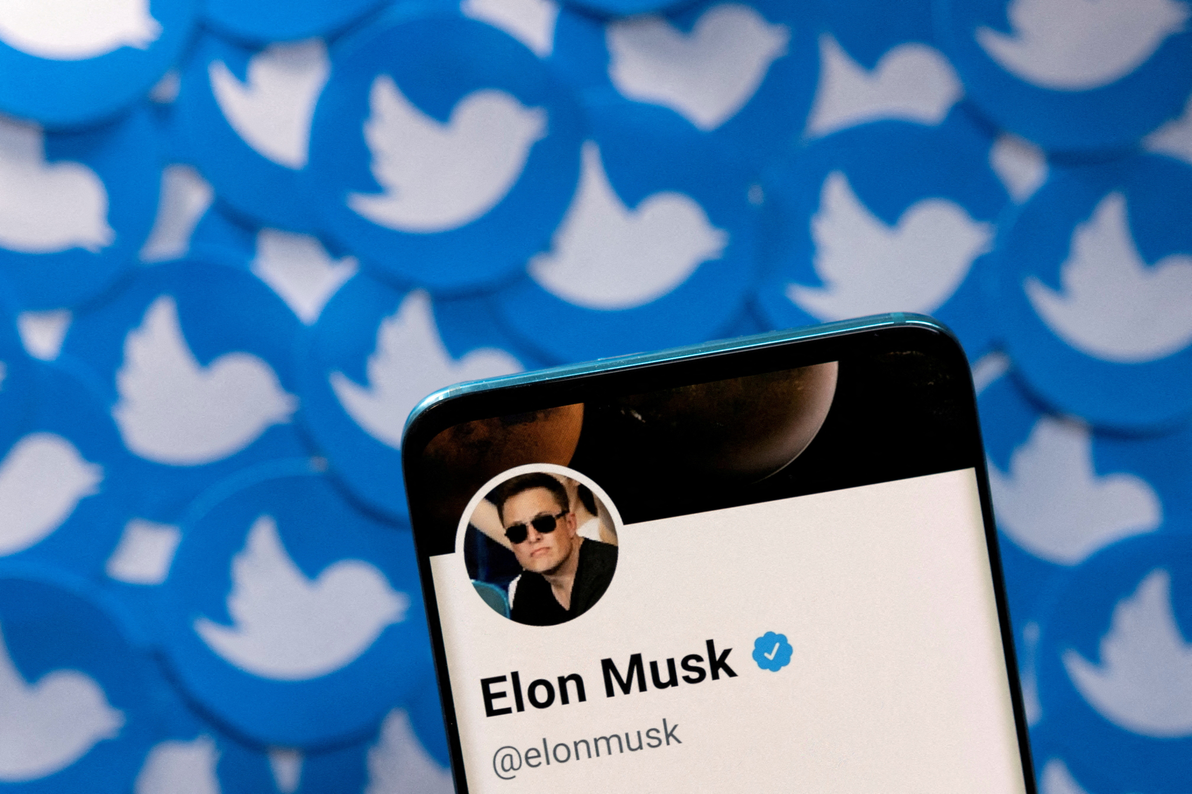 image Factbox: &#8216;You&#8217;ll be glad you bought a flamethrower&#8217;: The tweets of Elon Musk