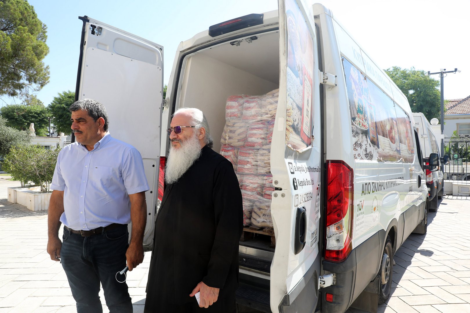 image Farmers donate bulgur wheat to Church