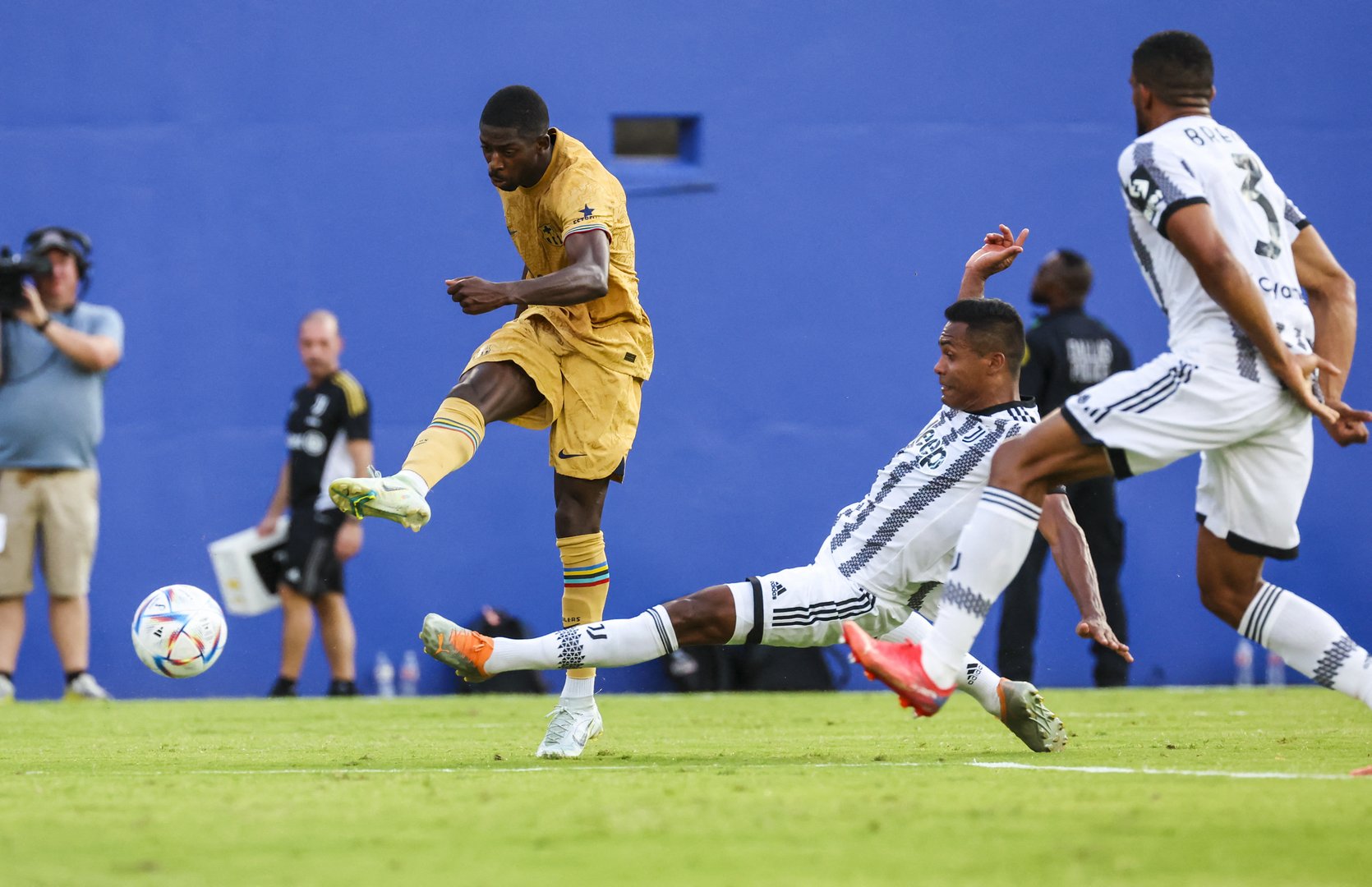 image Barcelona manager Xavi &#8216;very happy&#8217; with rejuvenated Dembele