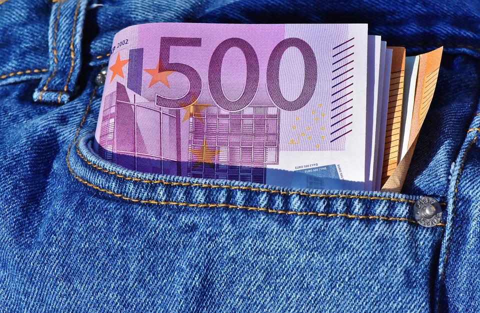 image Police warn of fake €500 notes