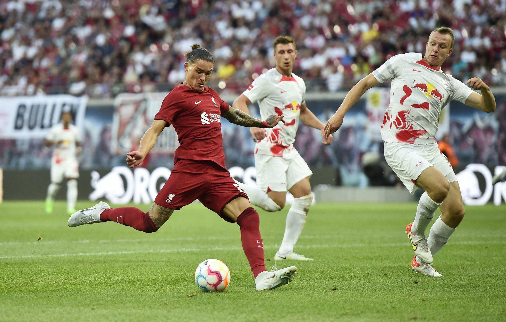 image Nunez needs to &#8216;calm down&#8217; in front of goal, says Klopp