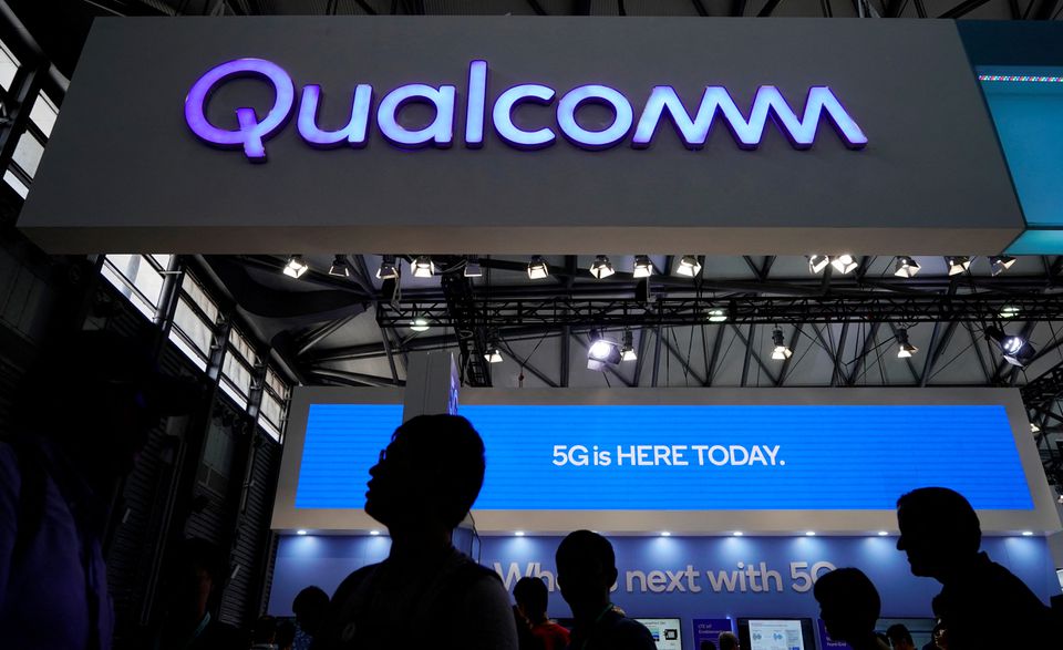 image Qualcomm to spend $4.2 billion more on chips from GlobalFoundries