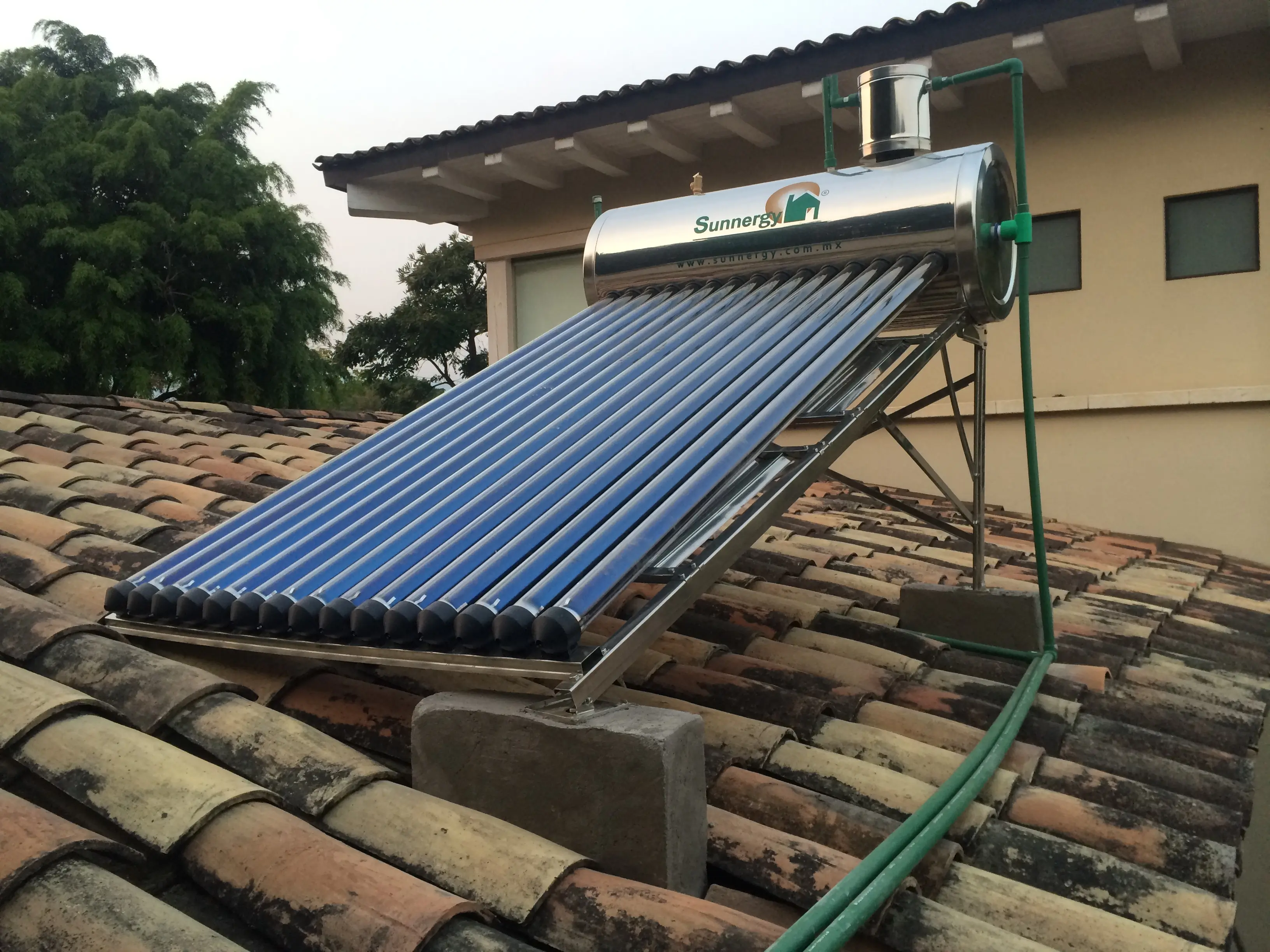 image Govt announces solar hot water system funding