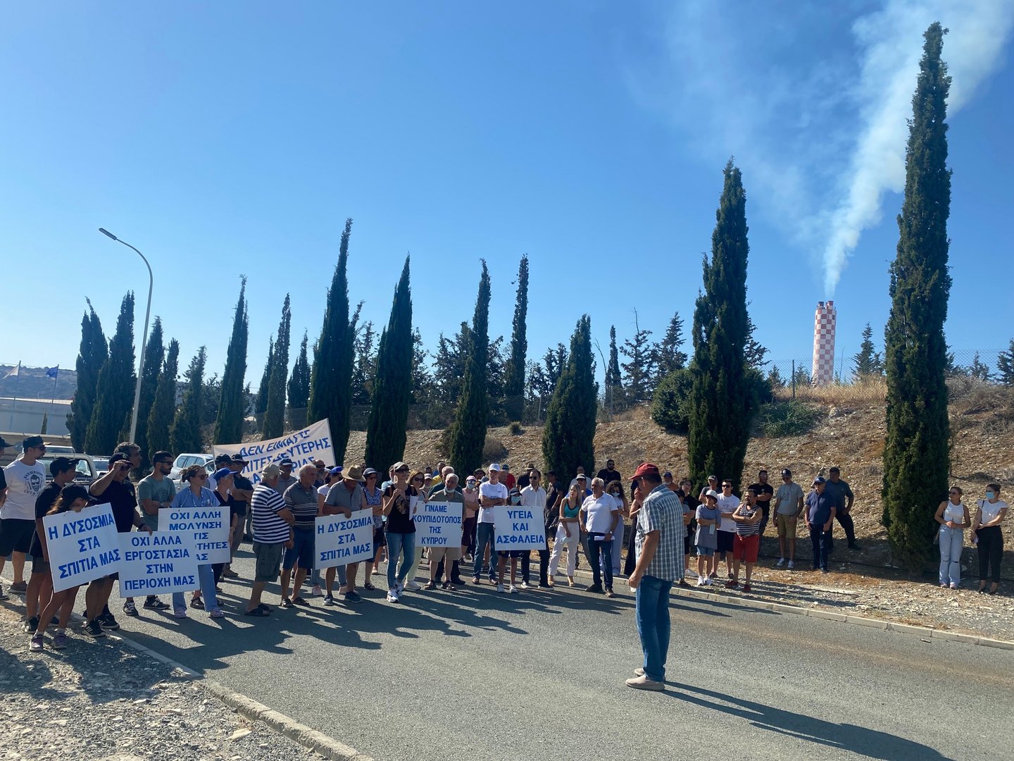 image Vasiliko communities meet with Kadis after stepping up protests (Update 2)