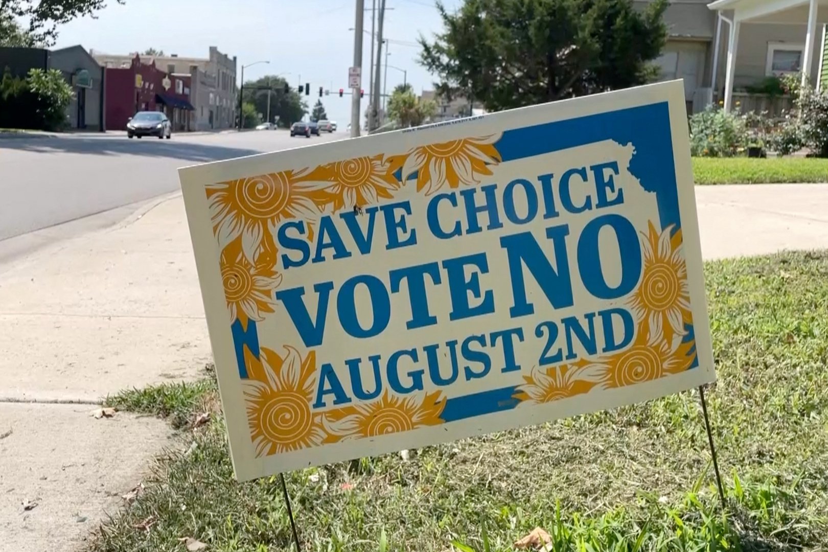 image Kansas votes to preserve abortion rights in first post-Roe v. Wade election test