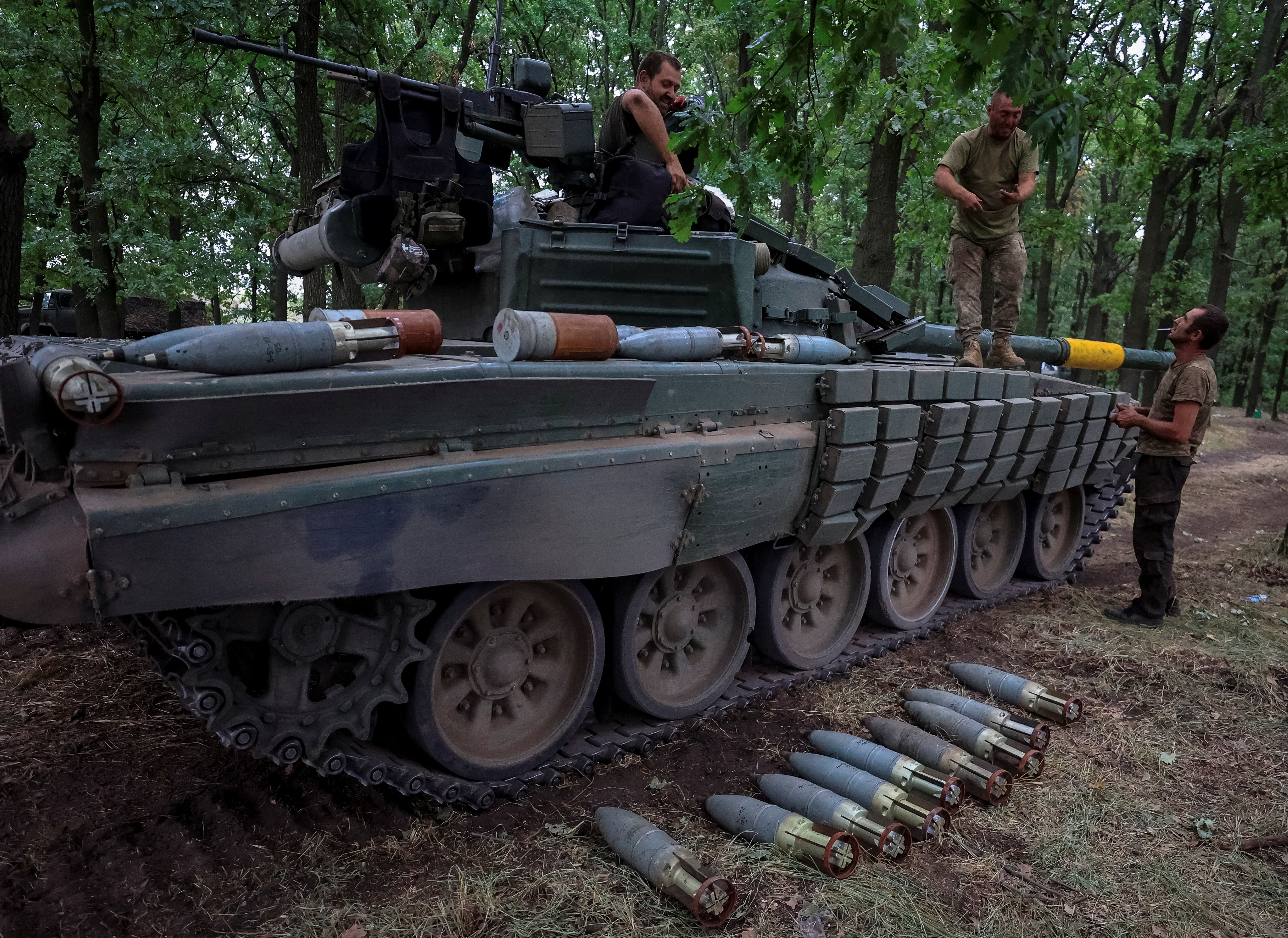 image Zelenskiy urges Russians to &#8216;go home&#8217; as Ukraine presses offensive in south