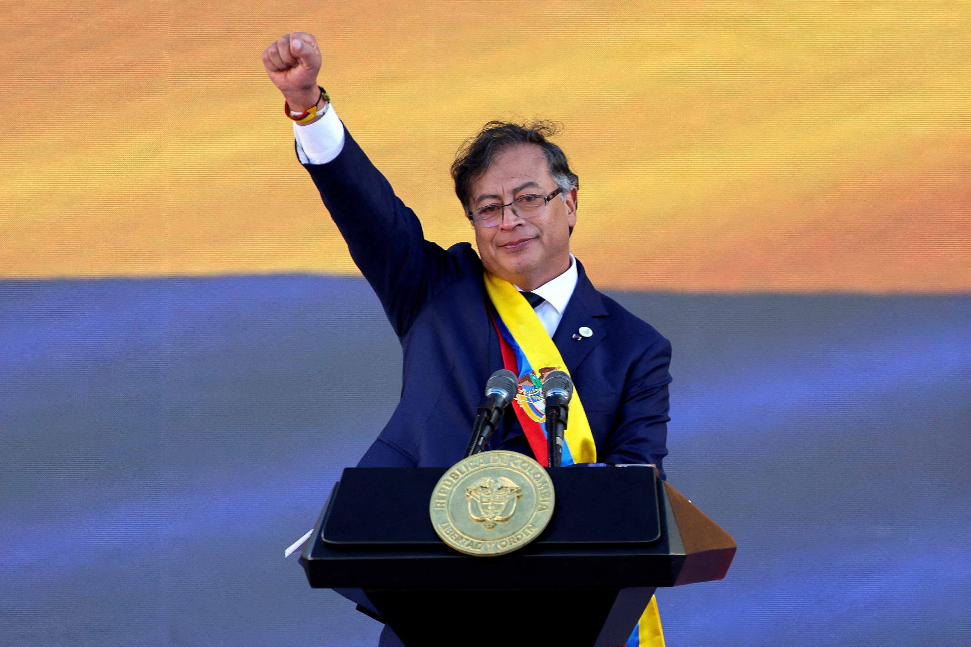 image Colombia suspends ELN rebel arrest warrants, extradition orders to restart peace talks