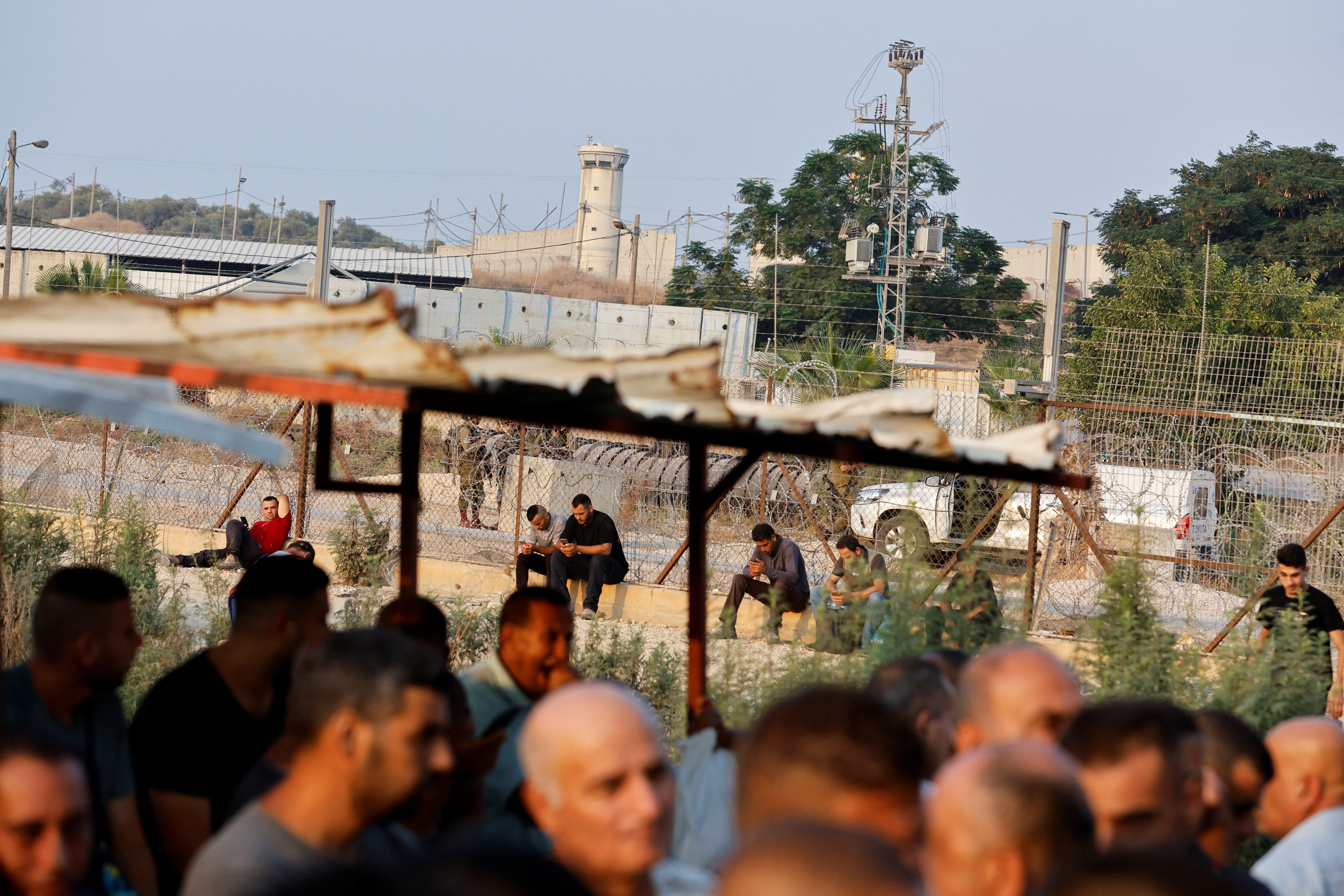 image Palestinians working in Israel strike over demand for bank accounts