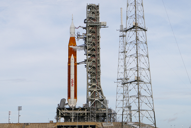 image NASA delays debut Artemis flight of new moon rocket after engine cooling issue (updated)