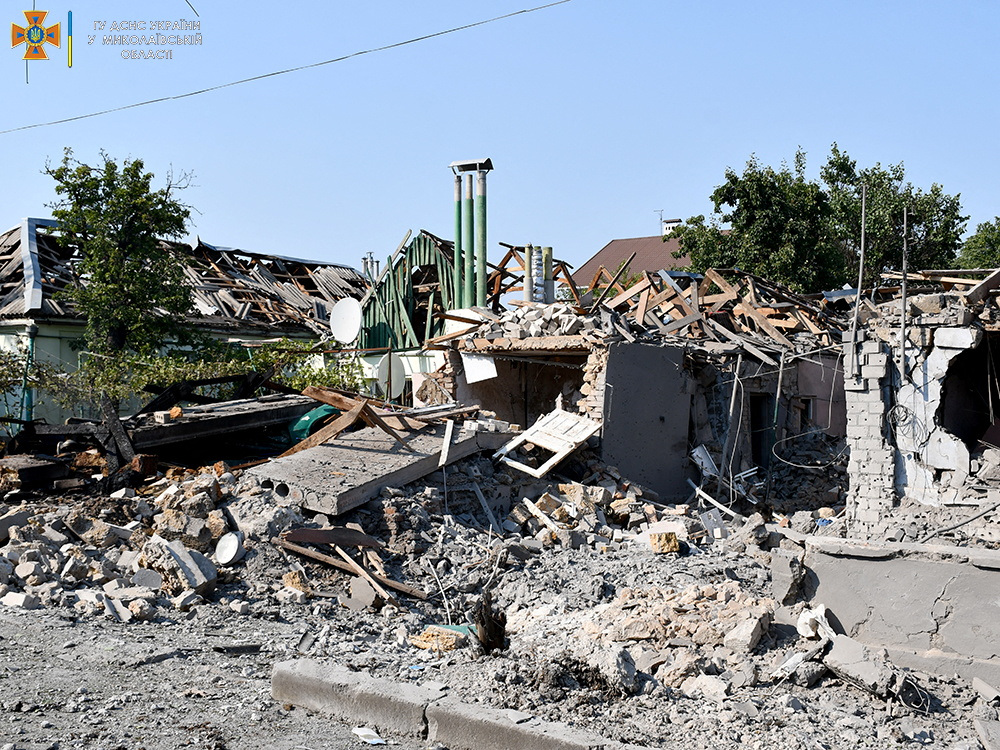 image Russian shelling wrecks houses in Mykolaiv as Ukraine begins counter-offensive in south