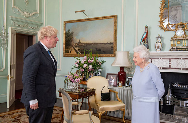 image Queen Elizabeth will appoint new prime minister at Balmoral