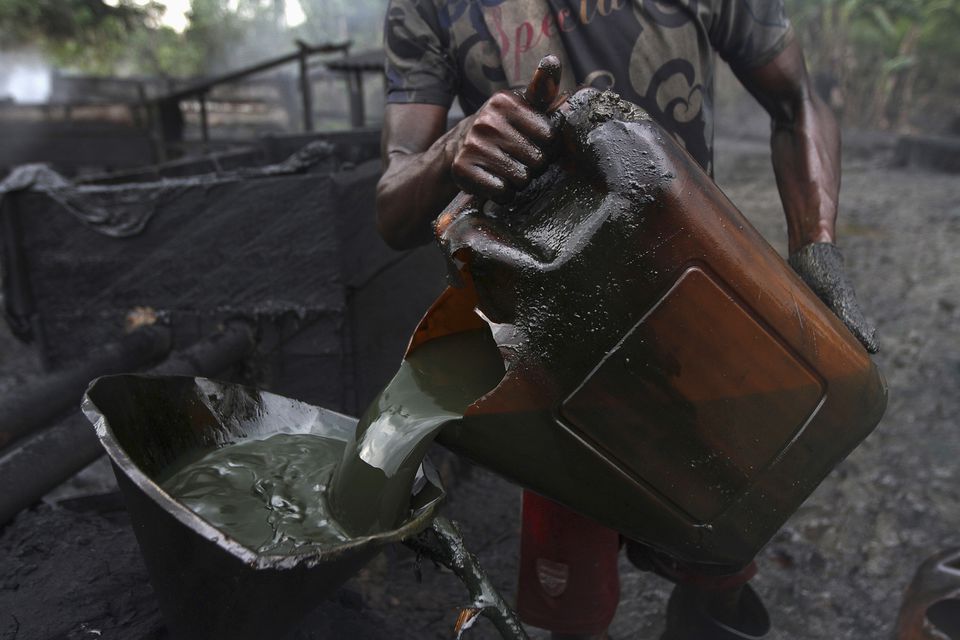 image Nigeria&#8217;s Buhari worried over large scale crude oil theft