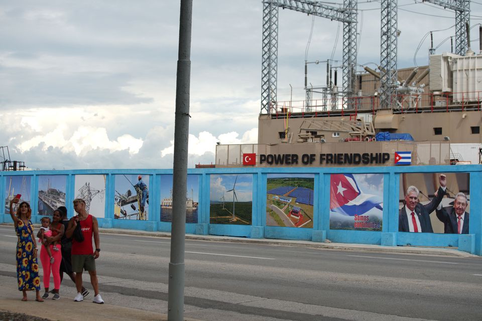 image Cuba seeks more electricity supply from Turkish powerships