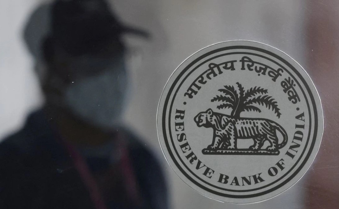 image India cenbank tightens scrutiny over digital lending apps