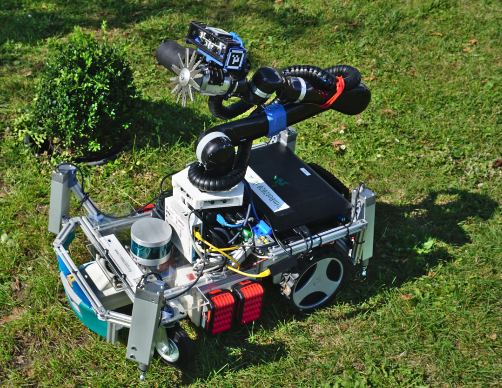 image Robochop makes garden trimming a snip