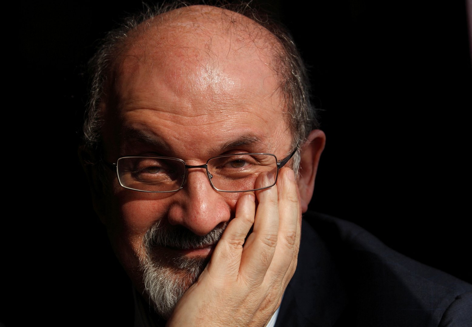 image Salman Rushdie attack: the legacy of the decades-old fatwa