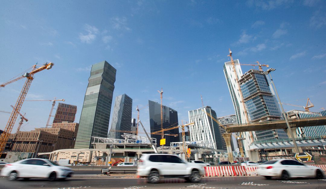 image Saudi Arabia: Reducing dependency from mineral wealth