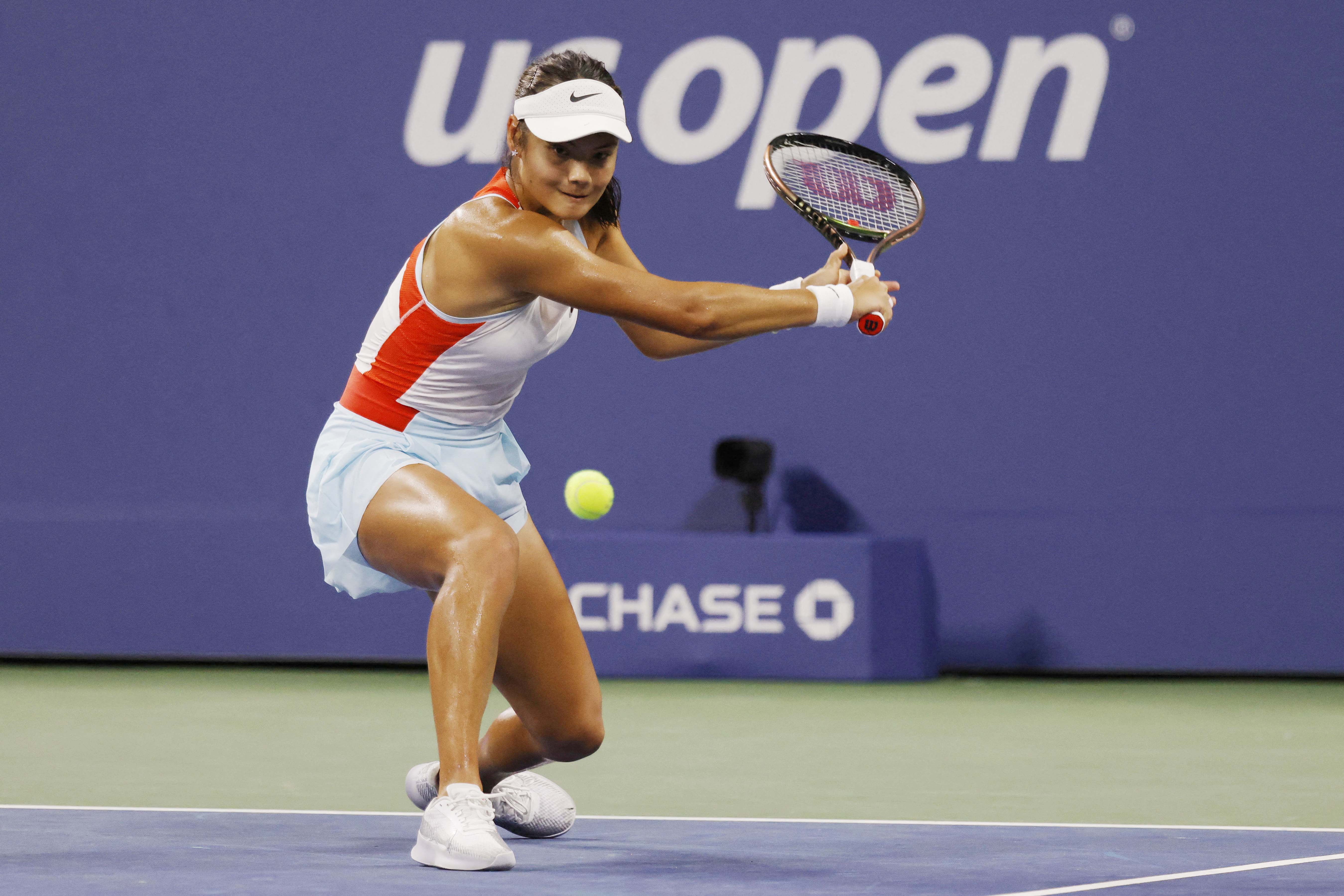 image Injured Raducanu retires in Korea