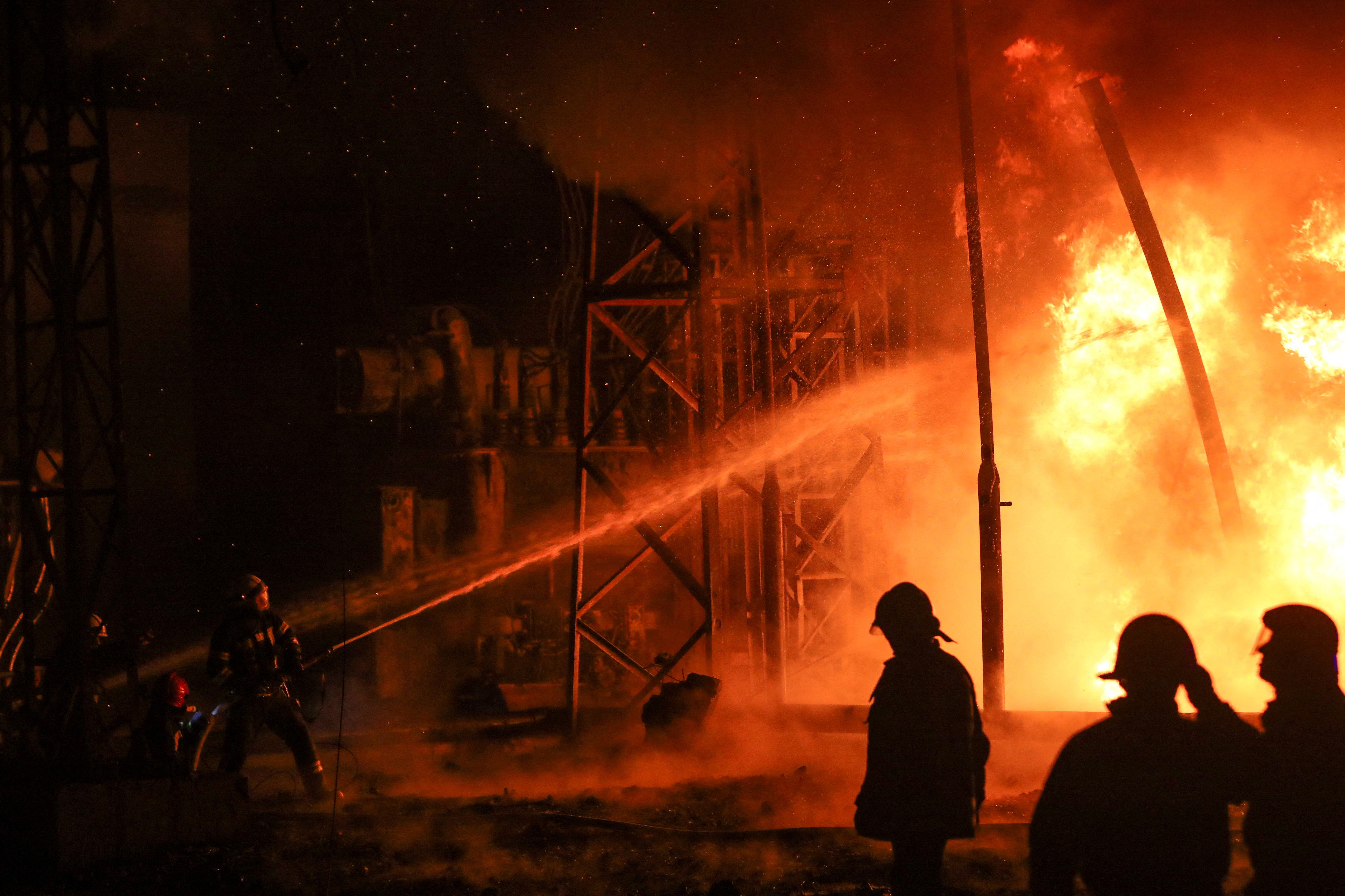 image Ukraine accuses Russia of attacking power grid in revenge for offensive