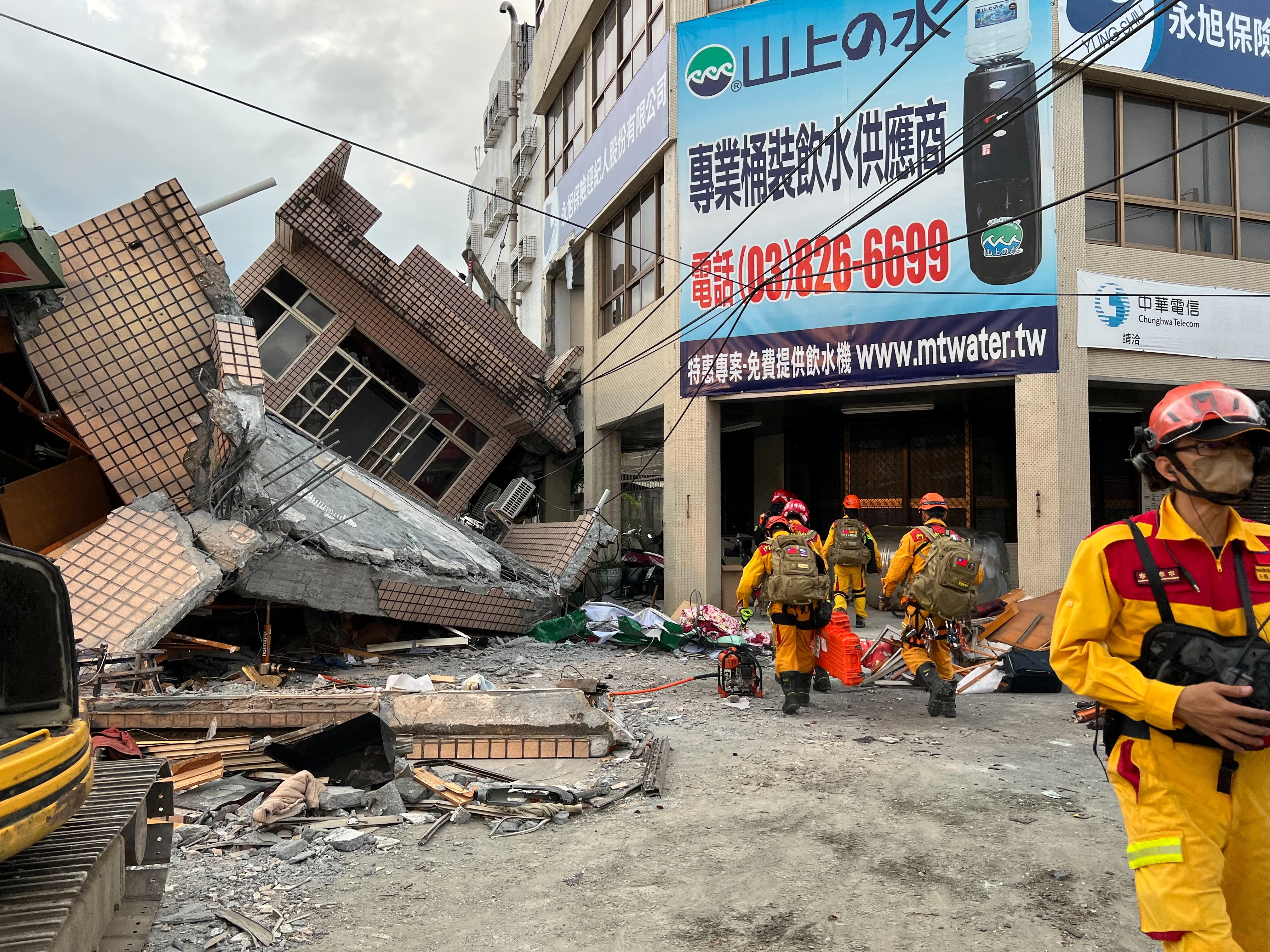 image Earthquake hits Taiwan again