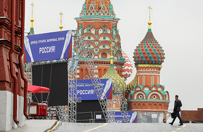 image Putin expected to proclaim annexation of Ukraine territory within days