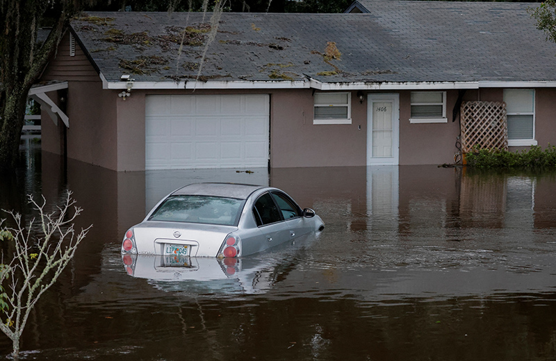 florida slammed by hurricane ian