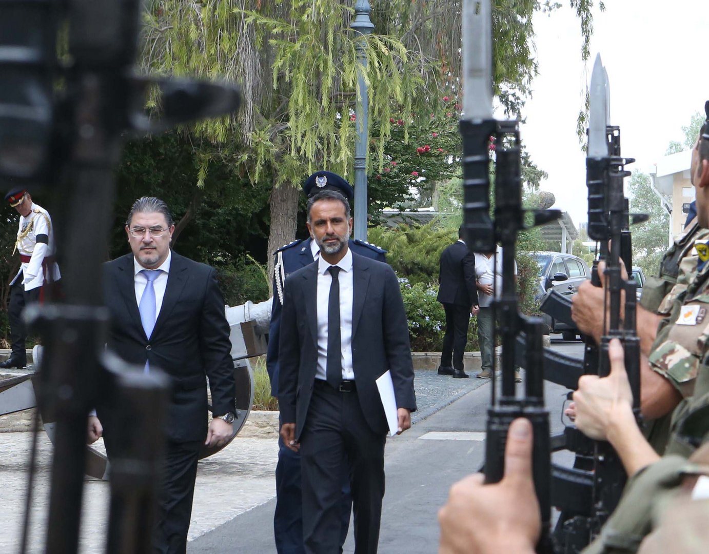 image British High Commissioner presents his credentials (updated)