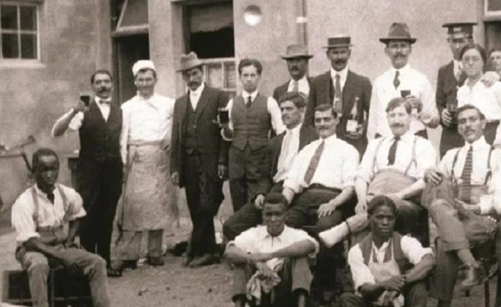image The pioneering Greek spirit in Africa