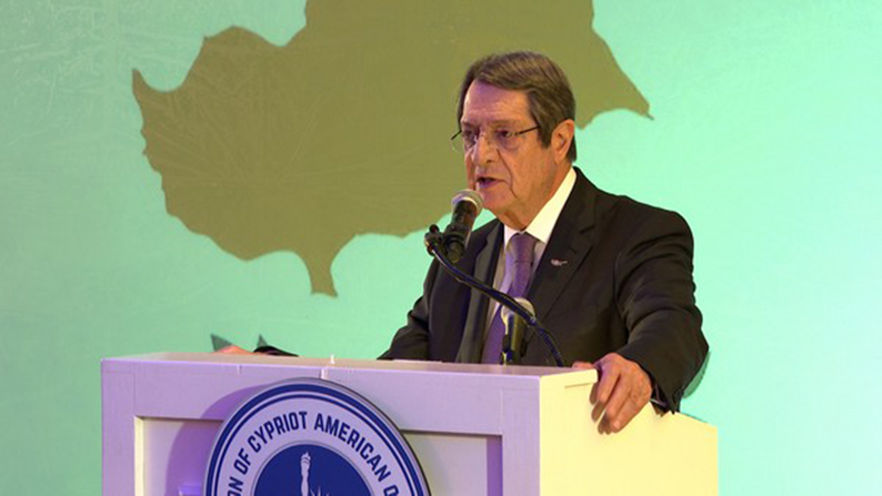 image Anastasiades tells expats in US to keep the flag flying