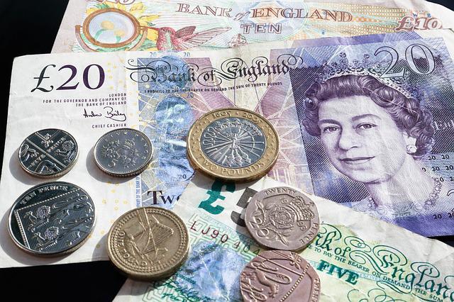 image Sterling slides to post-pandemic low before new PM revealed