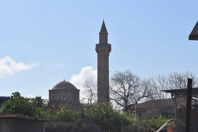 image Mob attacks mosque-goers in Paphos