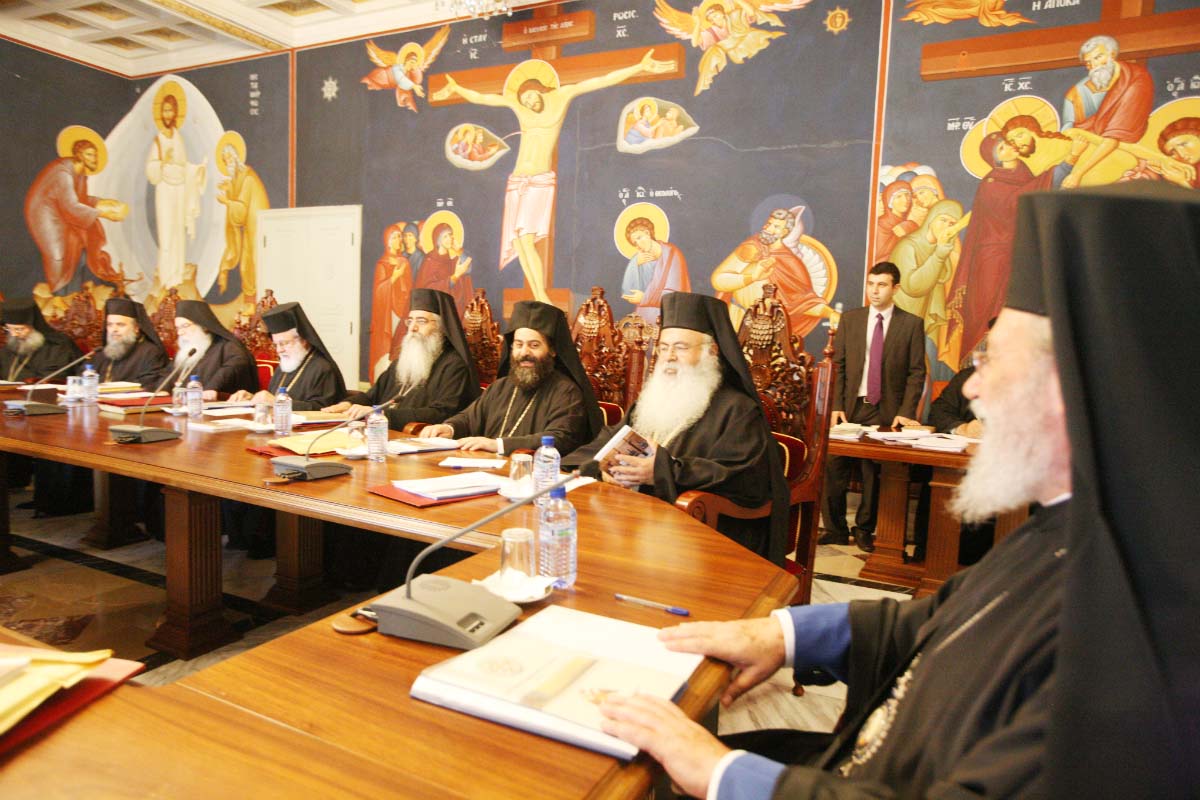 image Church succession: The road to a new schism?