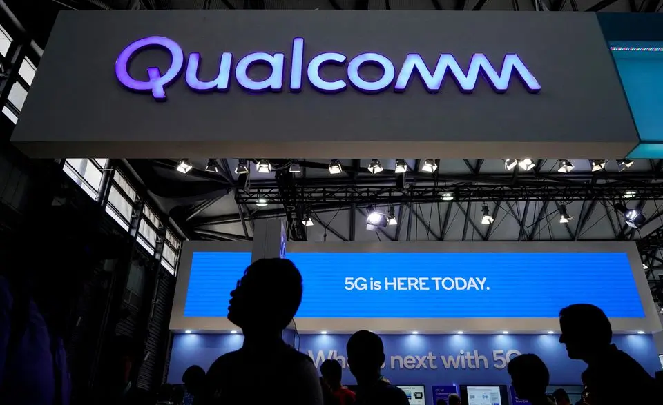 cover Qualcomm buys UK chipmaker Alphawave to expand beyond smartphones