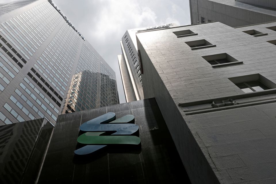 image Standard Chartered rolls out digital bank in hot Singapore market