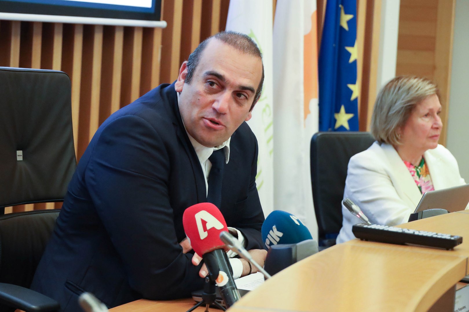 image Companies operating at airports must meet terms of collective agreements says minister
