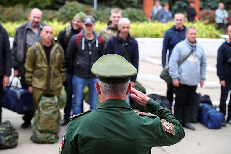 image Chaotic mobilisation: Half of mobilised men in Russian region sent home, commissar fired