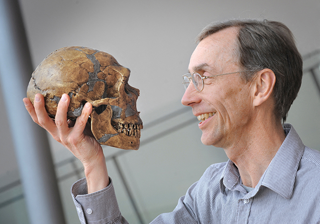 image Nobel medicine prize goes to explorer of ancient DNA