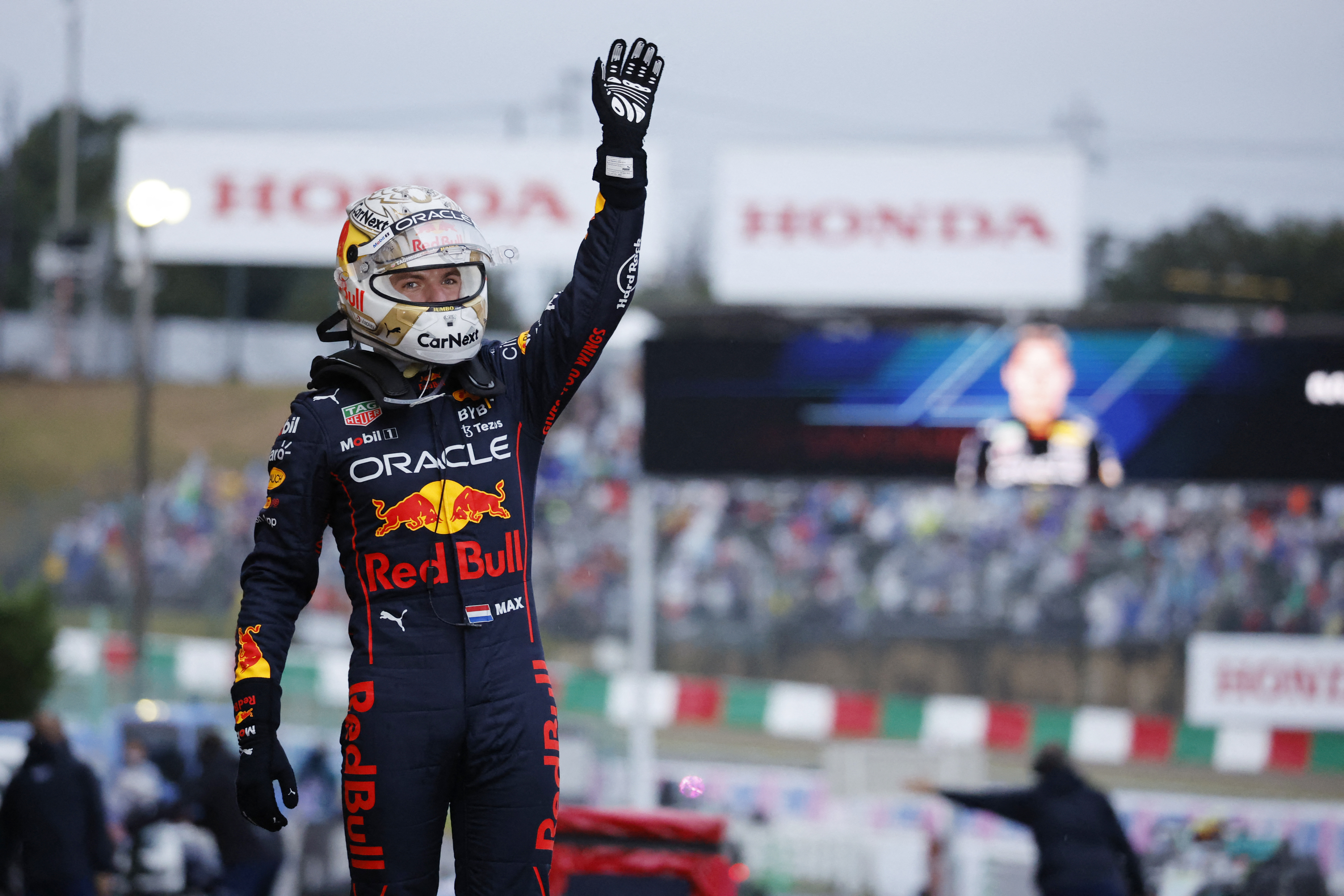 image Verstappen wins second F1 world title amid confusion (Update 3)