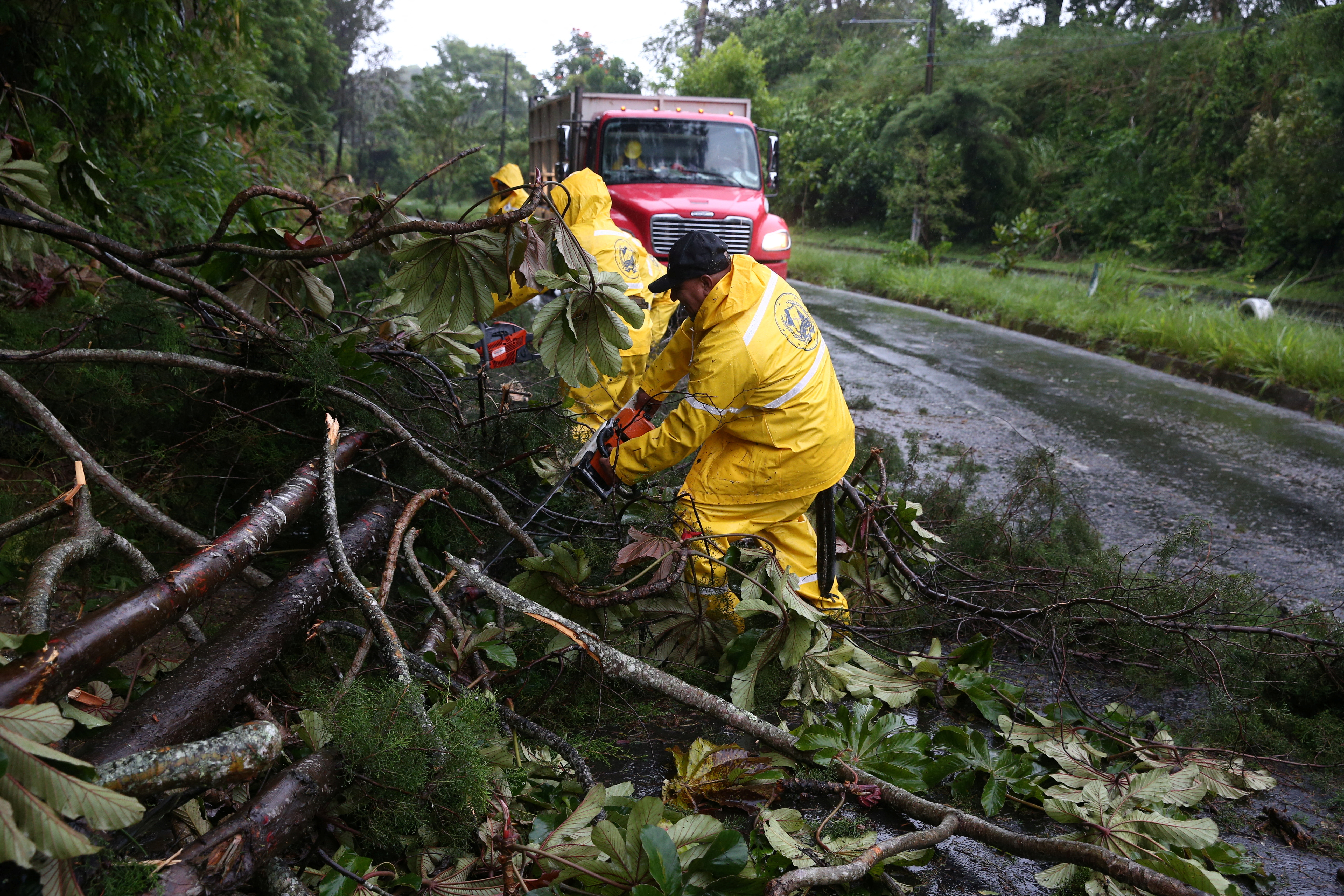 image Julia kills 14 in Central America as it churns toward Mexico