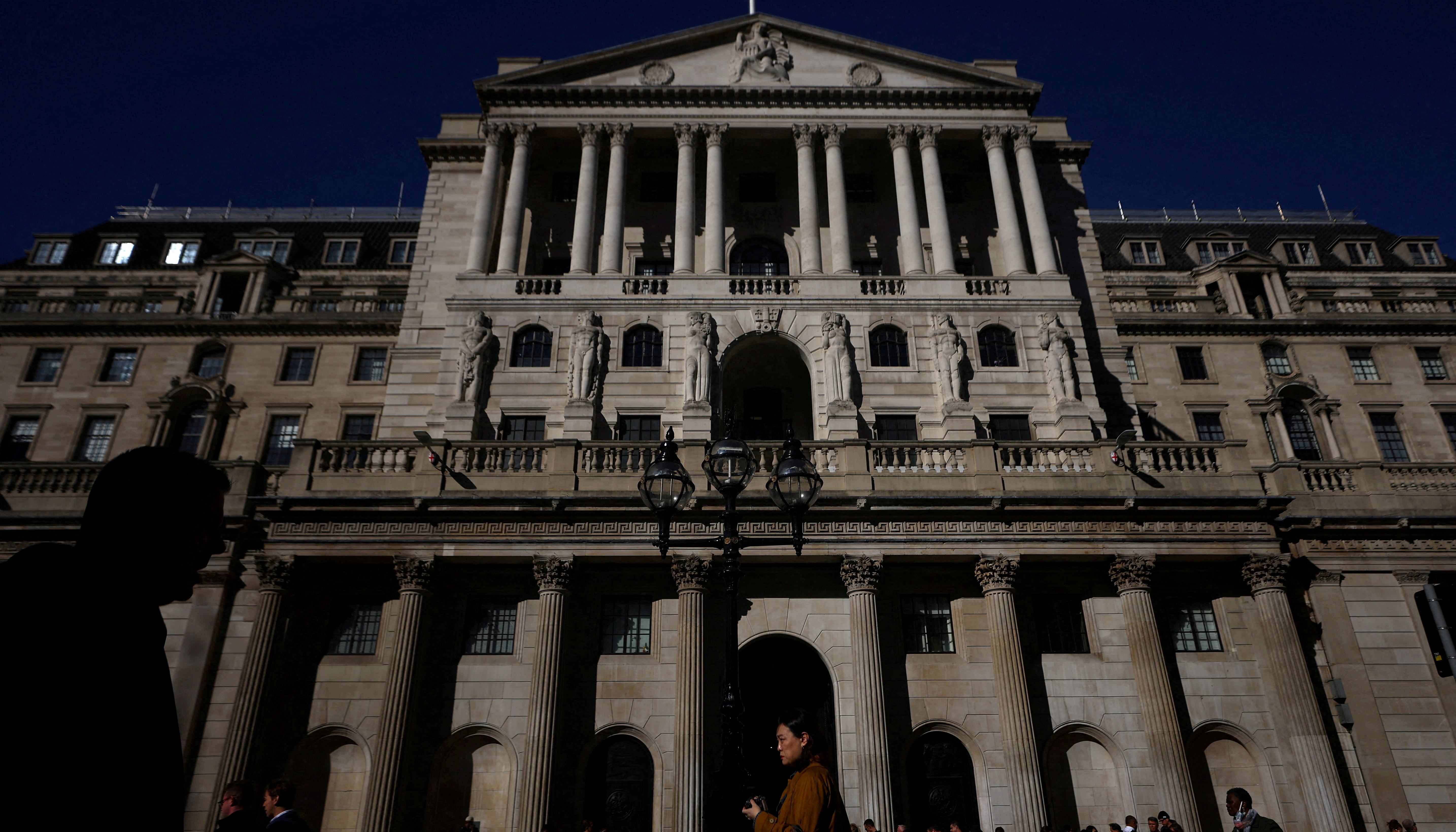 image UK economy on brink of recession as it shrinks in August