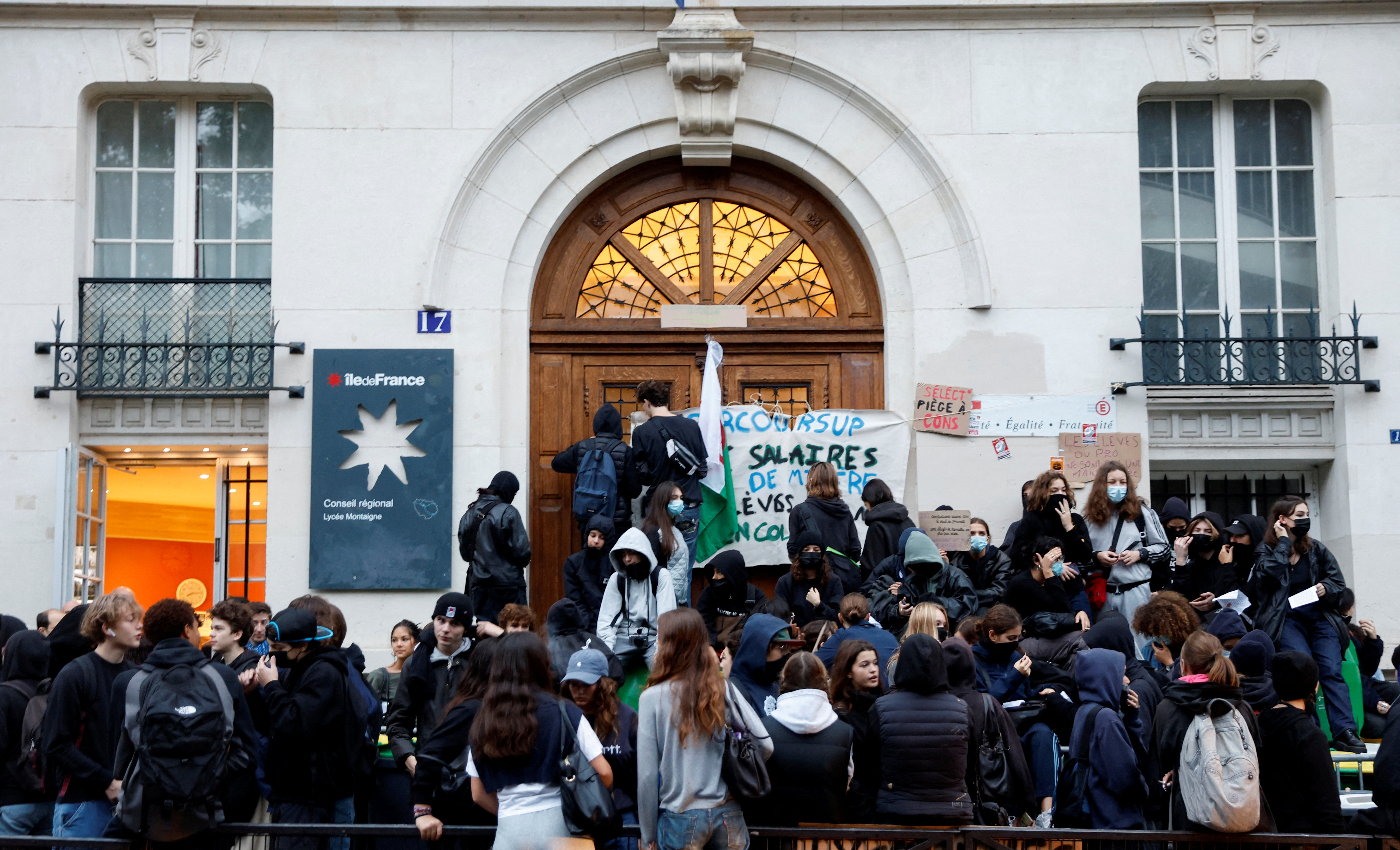 image France begins nationwide strike amid soaring inflation