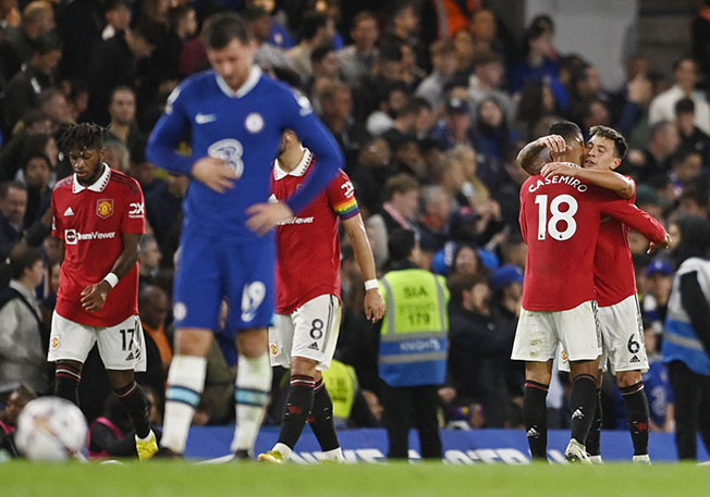 image Late Casemiro goal earns Man United 1-1 draw at Chelsea