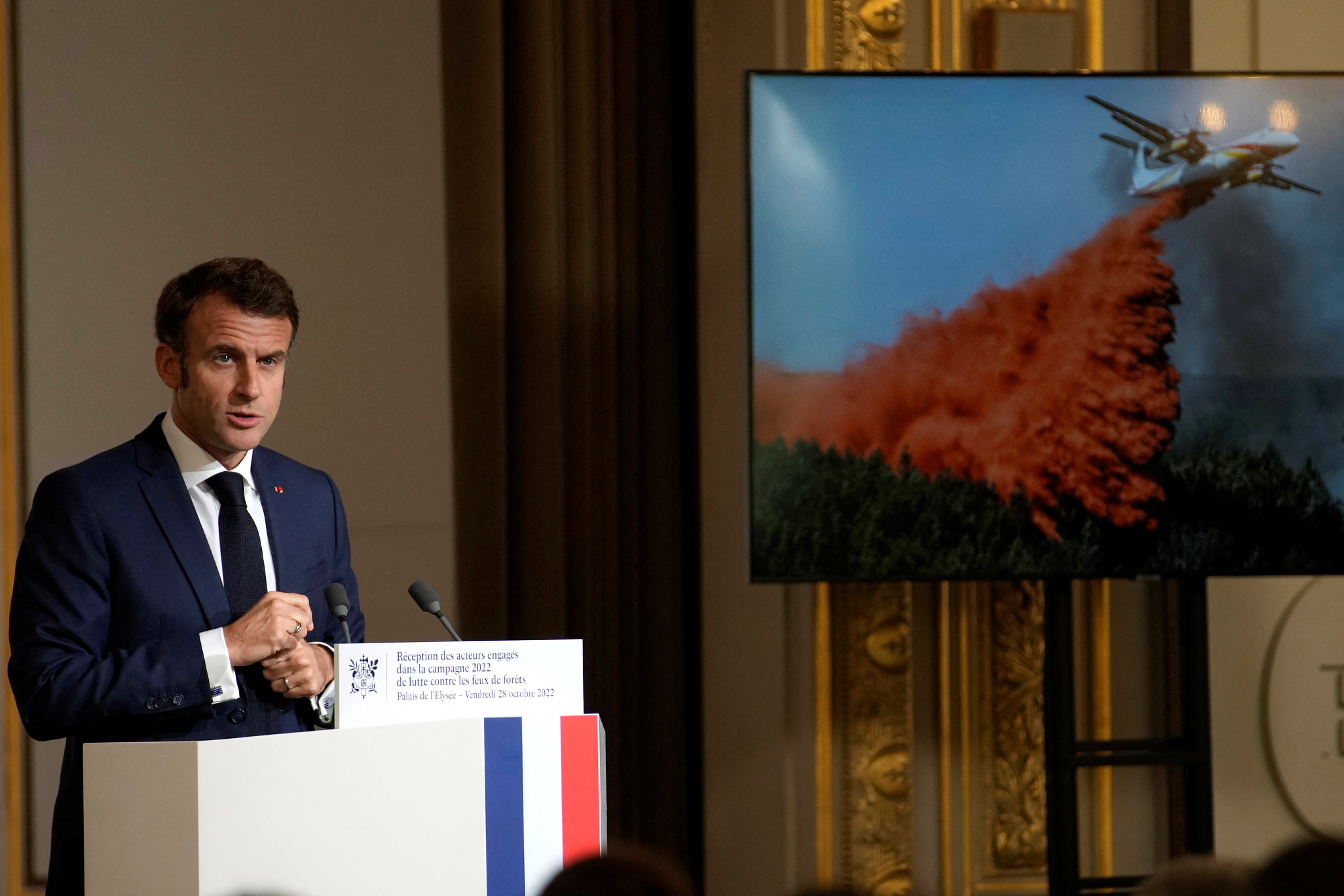 image France&#8217;s Macron agreed with new British PM Sunak to deepen ties