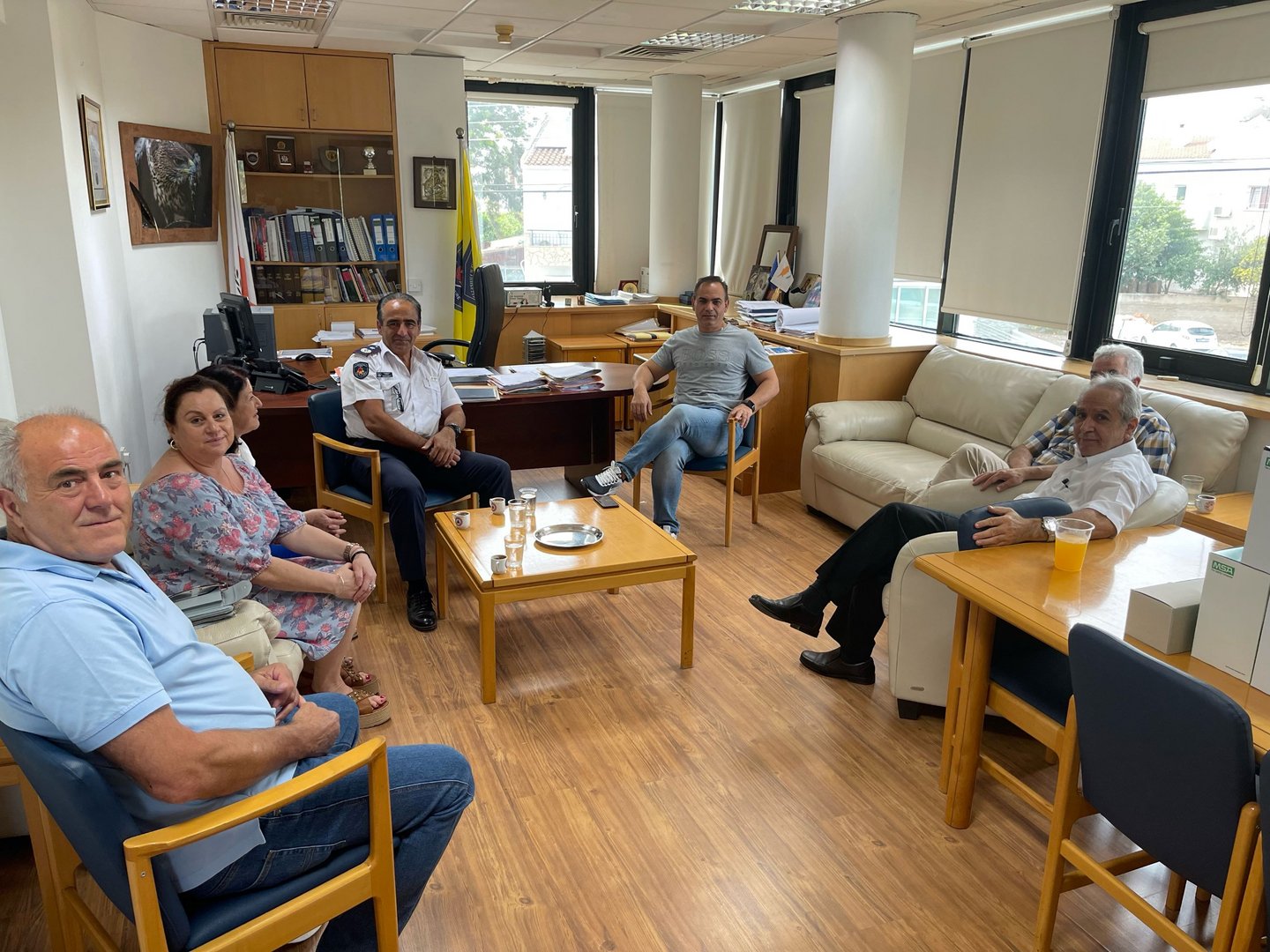 image Cypriot community in Australia donates masks to fire service