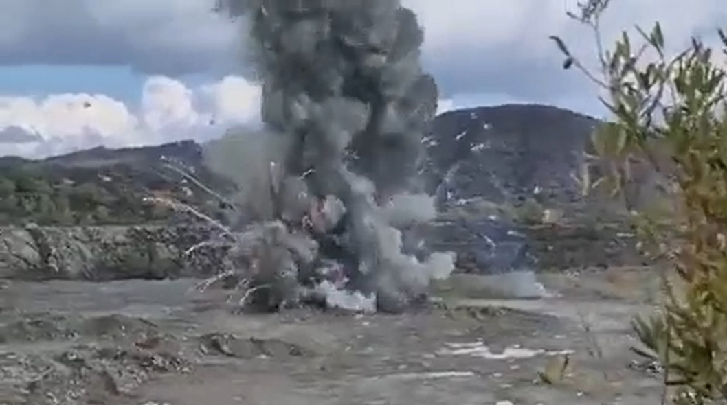 image Some 3,000kg of fireworks and firecrackers destroyed