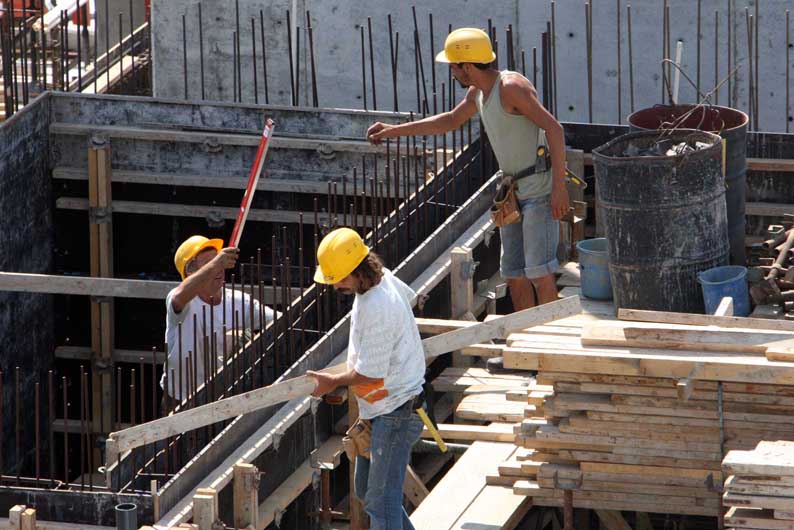 image Parliament to discuss bills tackling undeclared work in September