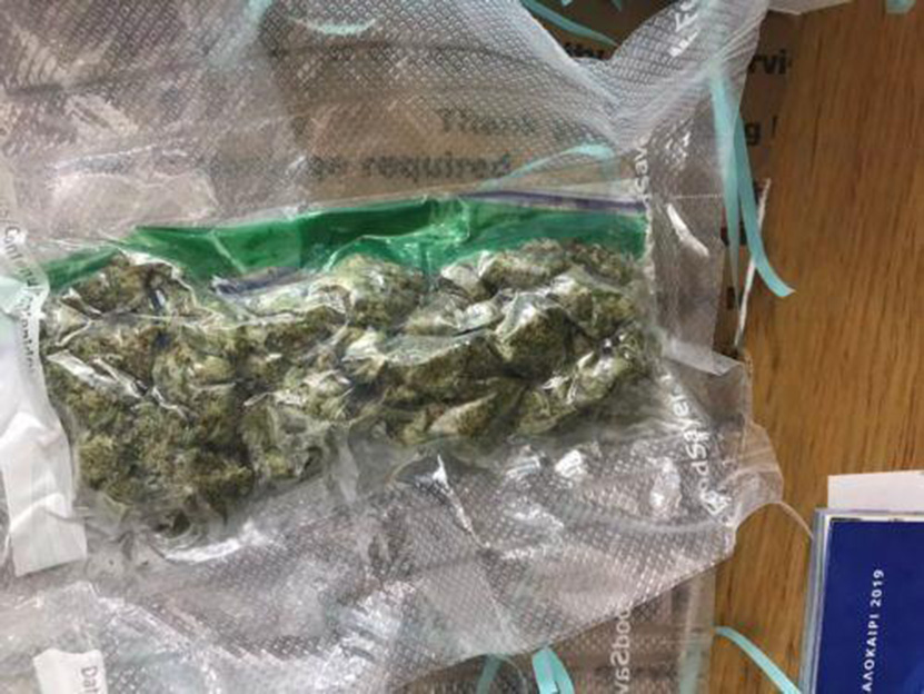 image Teen arrested trying to collect package with drugs in Limassol