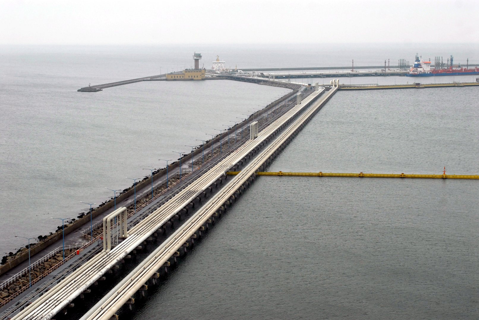 image Druzhba pipeline leak reduces Russian oil flows to Germany (Update 3)