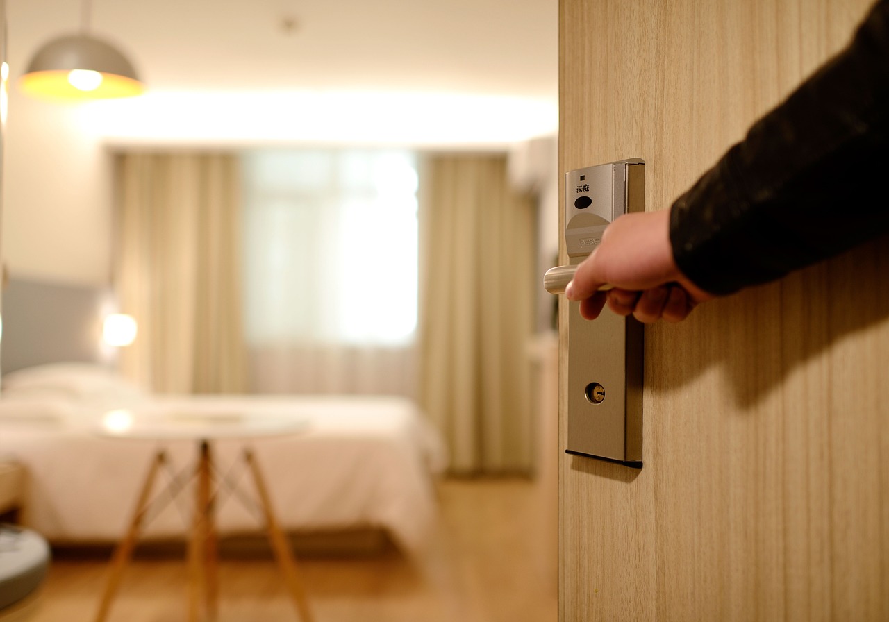 image The impact of technology on hotel guest experience
